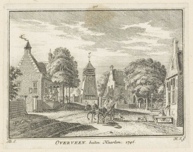 43115 Overveen buiten Haarlem 1746 Gezicht op het klokhuis aan de oostzijde, met herberg Van Ouds het Raadhuis'' en ...